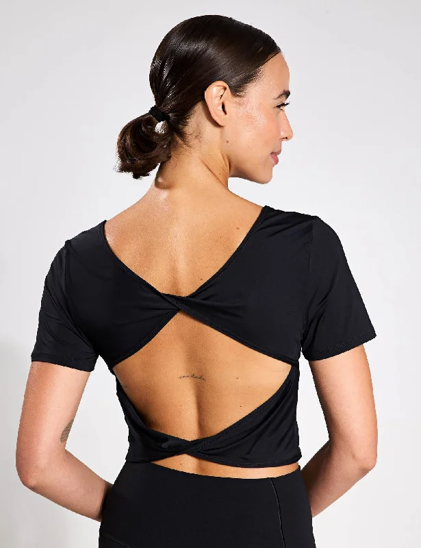 One Classic Dri-FIT Short-Sleeve Cropped Twist Top - Black/White