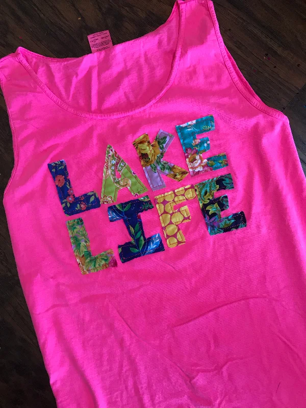 LAKE LIFE Tank Top - Comfort Colors