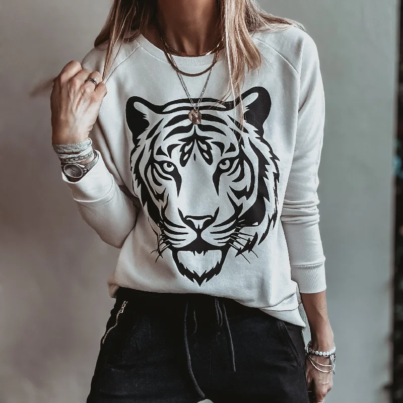 VINTAGE WHITE TIGER sweatshirt *relaxed style*